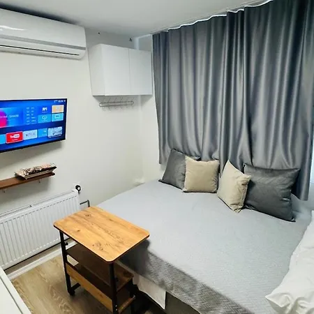 Apartment Spacious Terrace, Air-conditioned, Cute 1